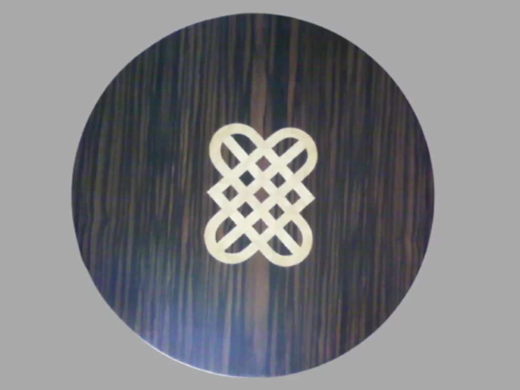 Atm Creation Meubles Sur Mesure A Laval Dessus Table Basse Logo Communaute 1