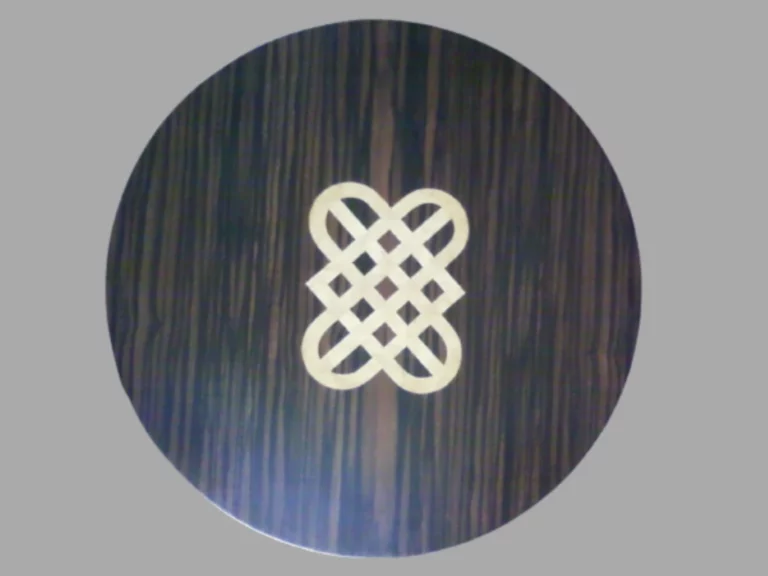 Atm Creation Meubles Sur Mesure A Laval Dessus Table Basse Logo Communaute 1